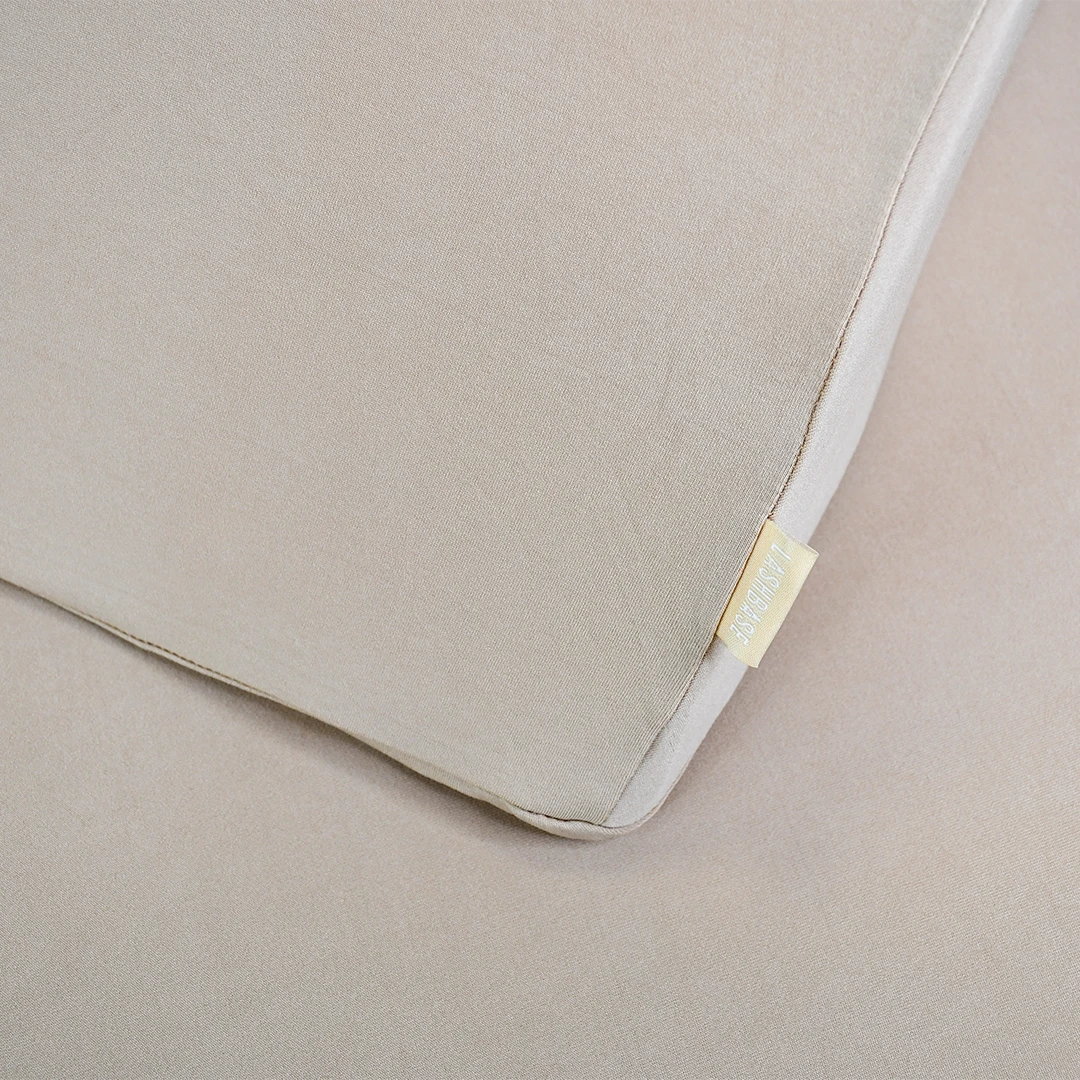 LashBase Knee Pillow Cover 5 LashBase Knee Pillow Cover - Image 5