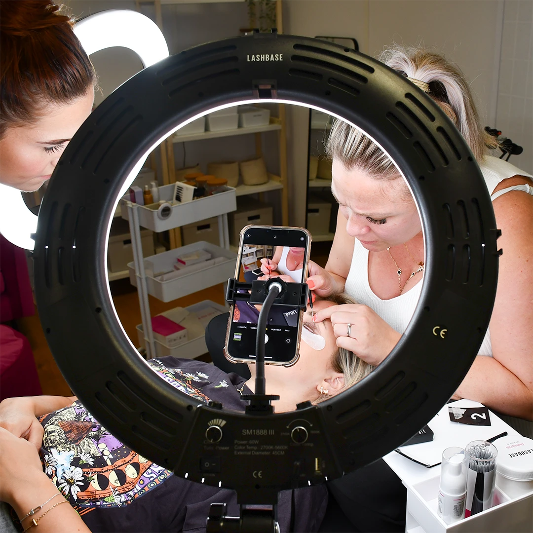 LashBase Pro Ring Light 18″ 2.0 2 LashBase Pro Ring Light 18″ 2.0 - Image 2